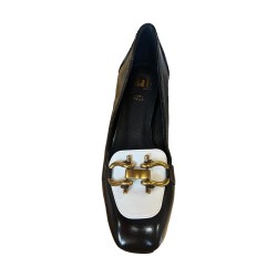 Gold & Gold GP 885 Scarpe Donna Décolleté in Vernice con Tacco Basso con Dettaglio Black White 2