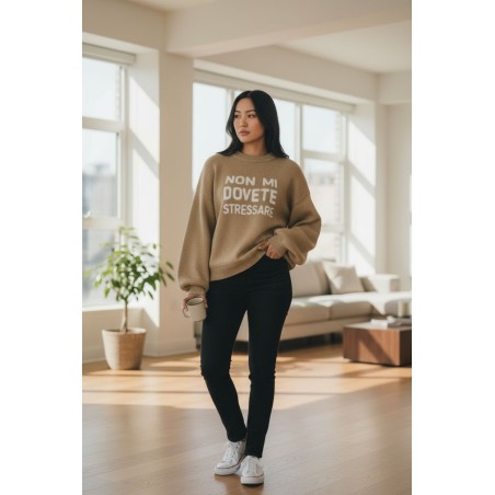 GC Wear A3591 Maglione Donna Con Scritta Ricamata Beige