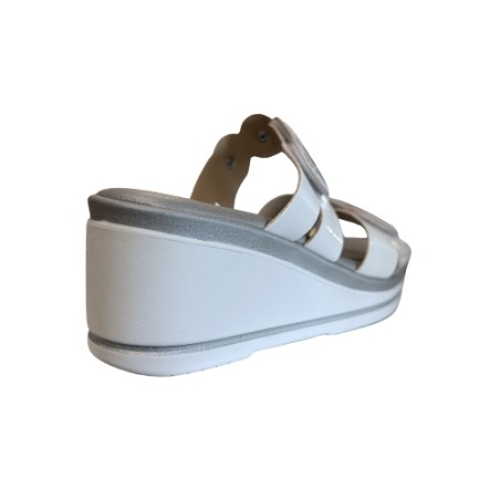 Cinzia Soft LF013079 001 Sandalo Donna Con Dobbia Fibbia Regolabile Bianco
