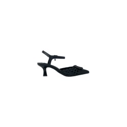 XTI 145431 Decollete Donna Tacco Basso con Accessorio Nero