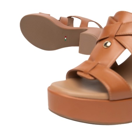 Nero Giardini E616092D 329 Sandali con Tacco Alto in Vera Pelle Armenia Cognac
