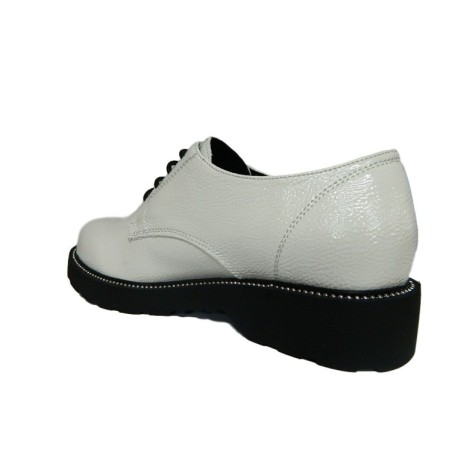 Gold & Gold GA85 Scarpe Donna Stringate in Vernice Naplack Bianco